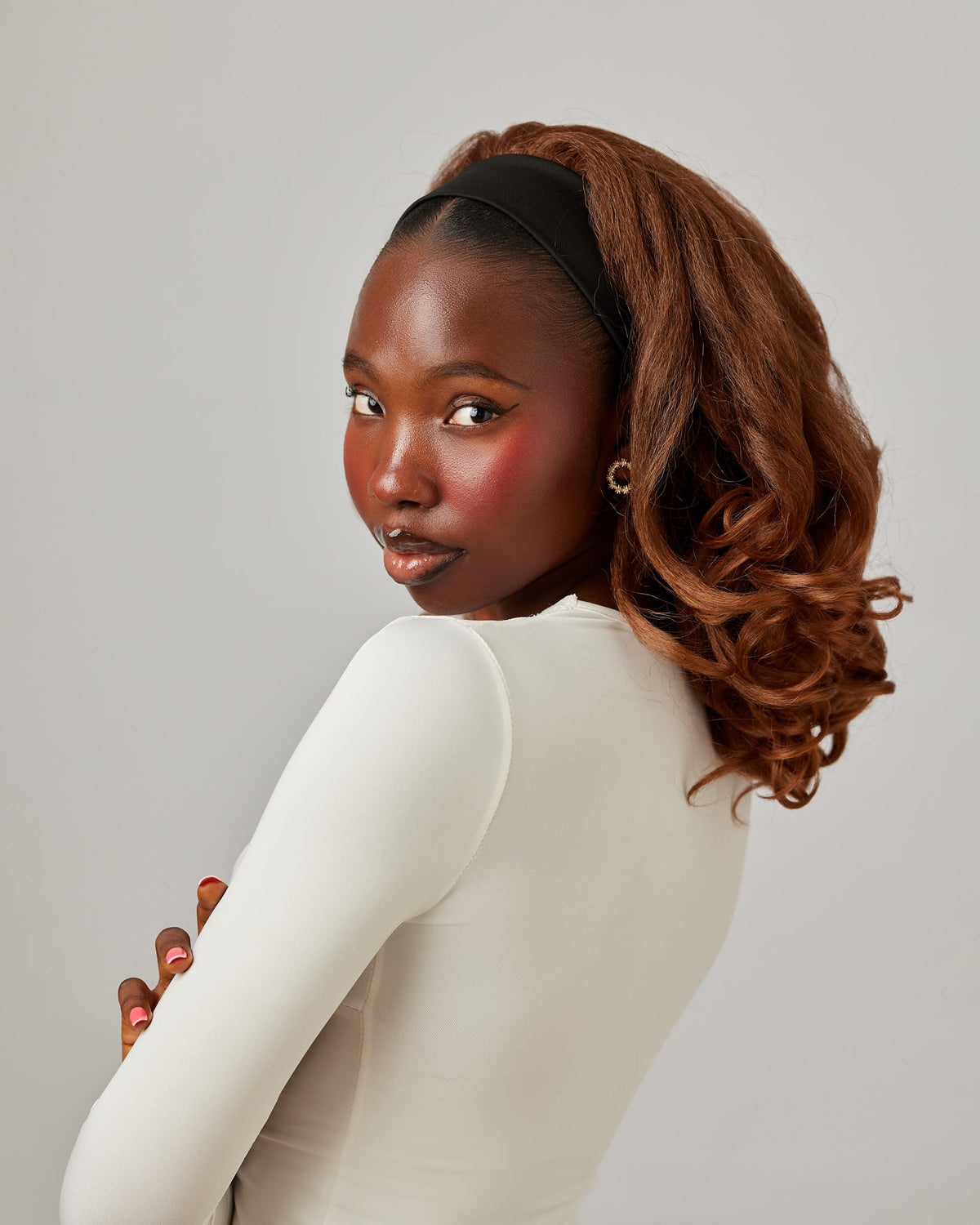 THE BLOWOUT HEADBAND WIG ( CHESTNUT)